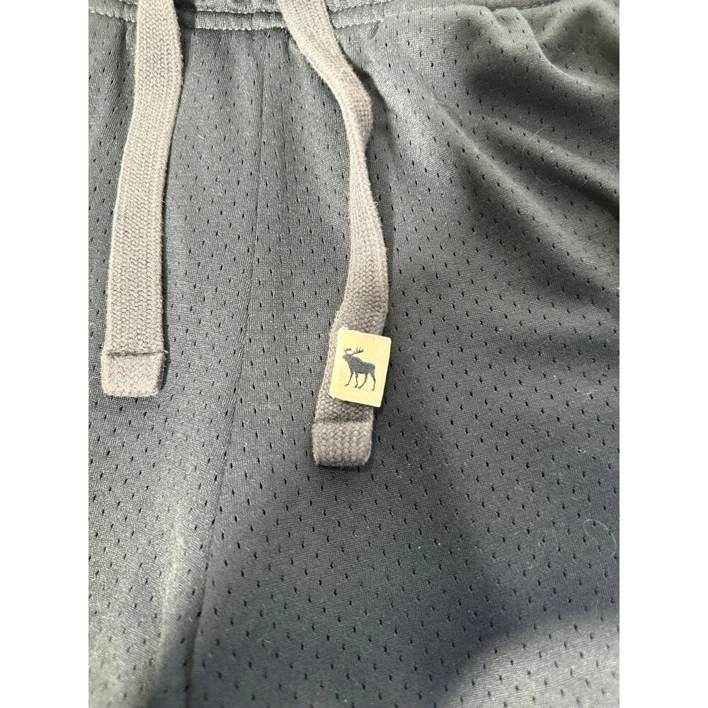 Abercrombie Kids Size Large